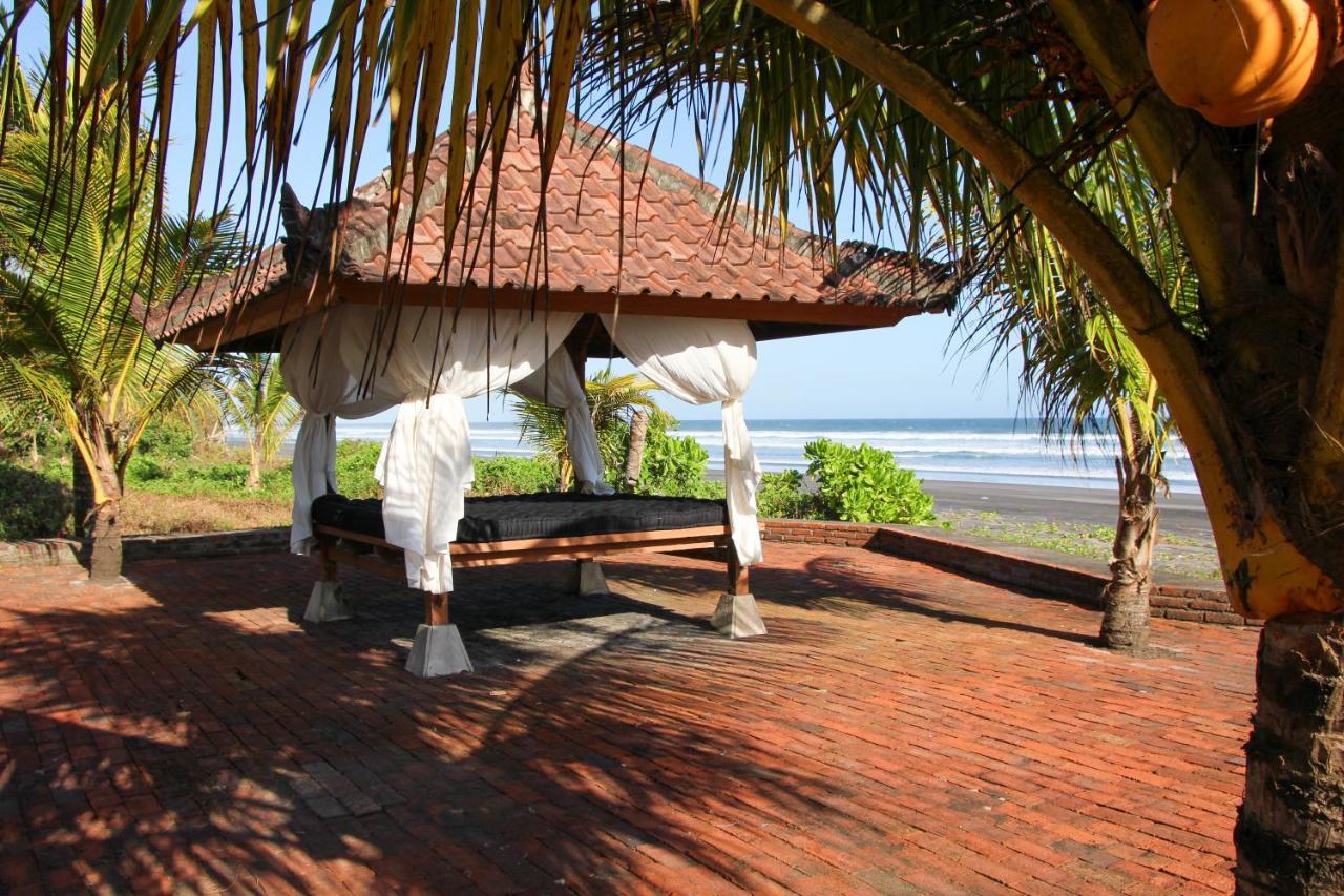 Bali Hai Island Resort Pekutatan  Luaran gambar