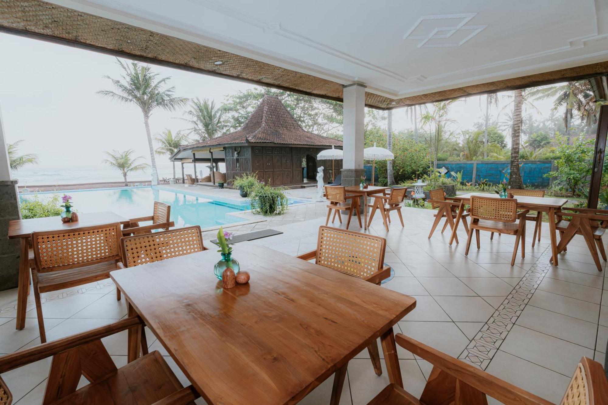 Bali Hai Island Resort Pekutatan  Luaran gambar
