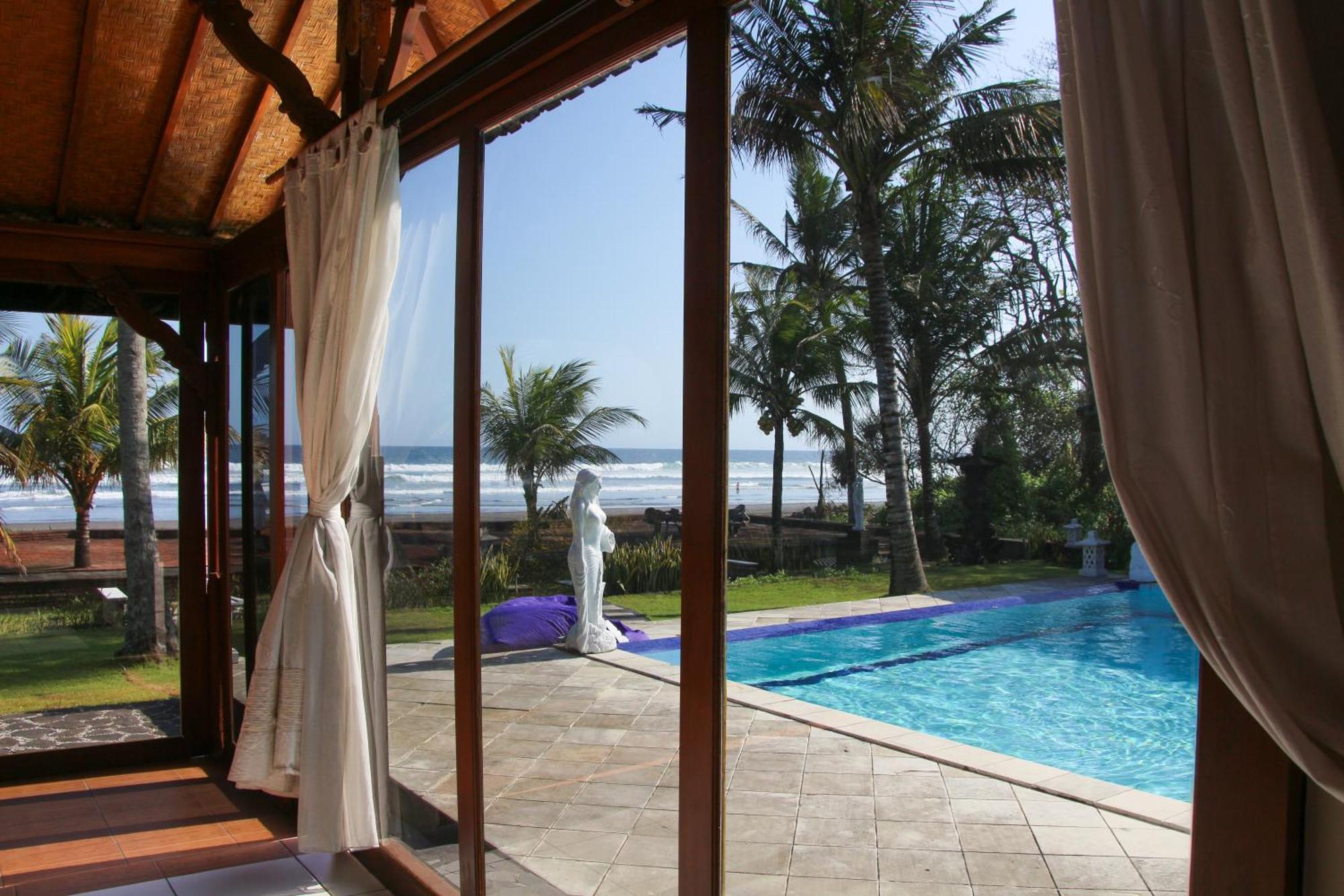 Bali Hai Island Resort Pekutatan  Luaran gambar